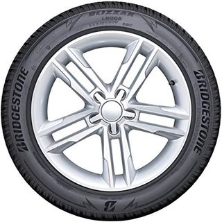 Bridgestone Blizzak LM005-215/55 R17 98V XL