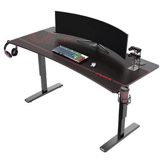 ULTRADESK Cruiser Gaming-Schreibtisch für bis zu 3 Monitore mit 3 Kabeldurchlässen