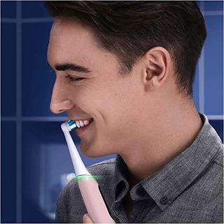 Oral-B iO Series 6 Sensitive Edition Elektrische Zahnbürste