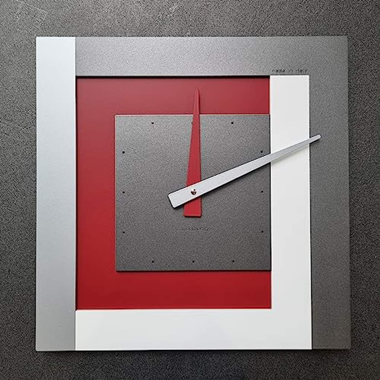 CalleaDesign Clock40 Wanduhr Rubin