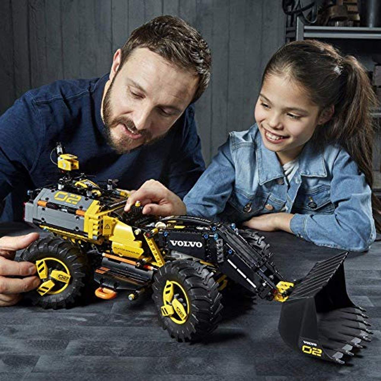 LEGO Technic Volvo Konzept-Radlader Zeux