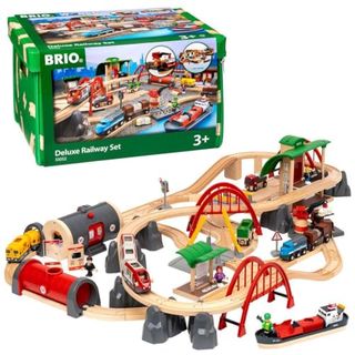 BRIO World 33052 Straßen und Schienen Bahn Set Deluxe