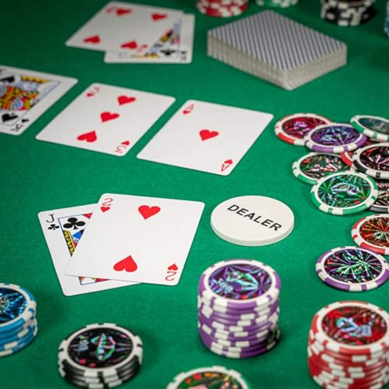 Nexos Pokerkoffer mit 500 abgerundeten Ocean Champion Chips hochwertige Metallkern