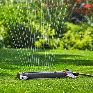 Gardena 18712-34 Swing Sprayer Aquazoom M