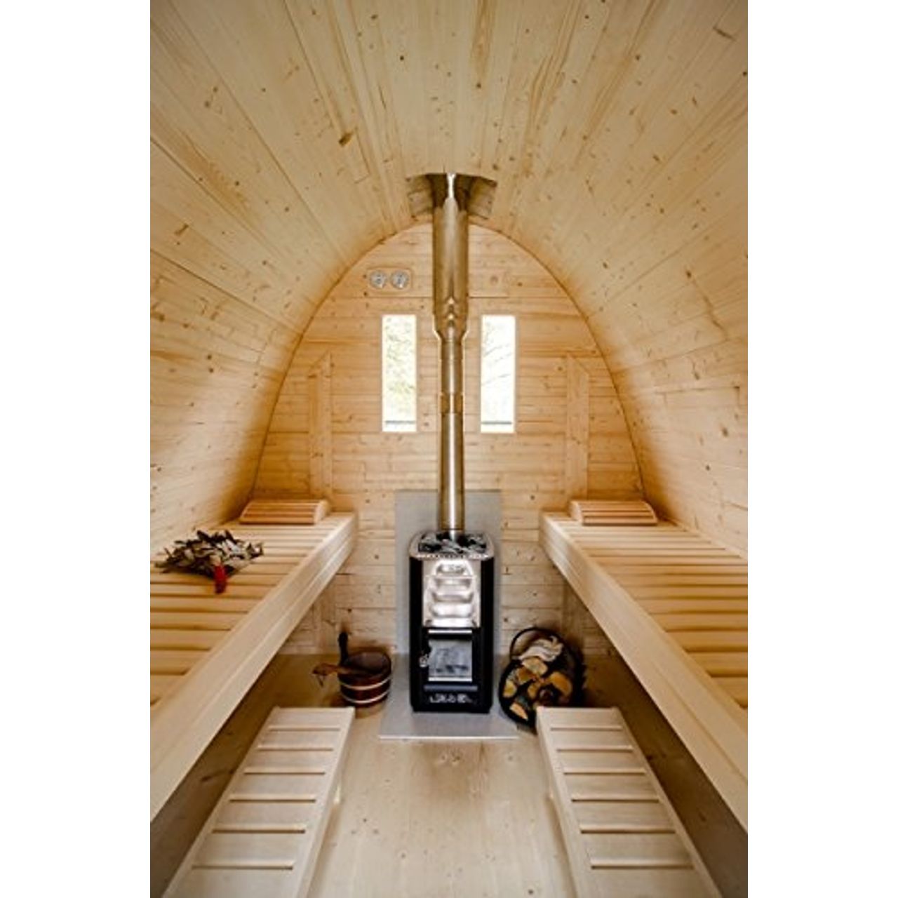 Finnische Fass-Sauna in Igluform
