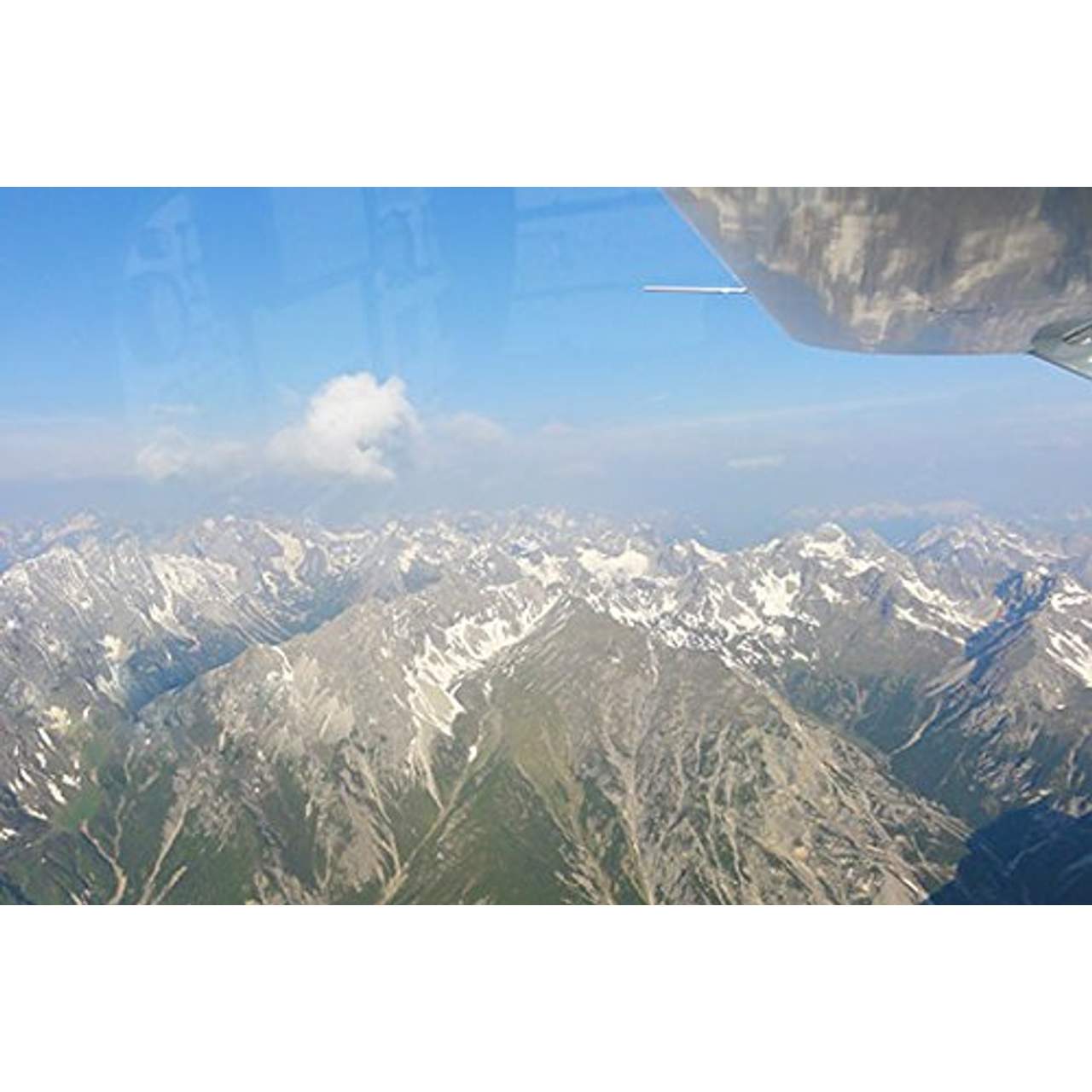 Jochen Schweizer Geschenkgutschein: Alpen-Rundflug im Ultraleichtflieger